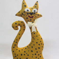 Gato de tela colección mostaza